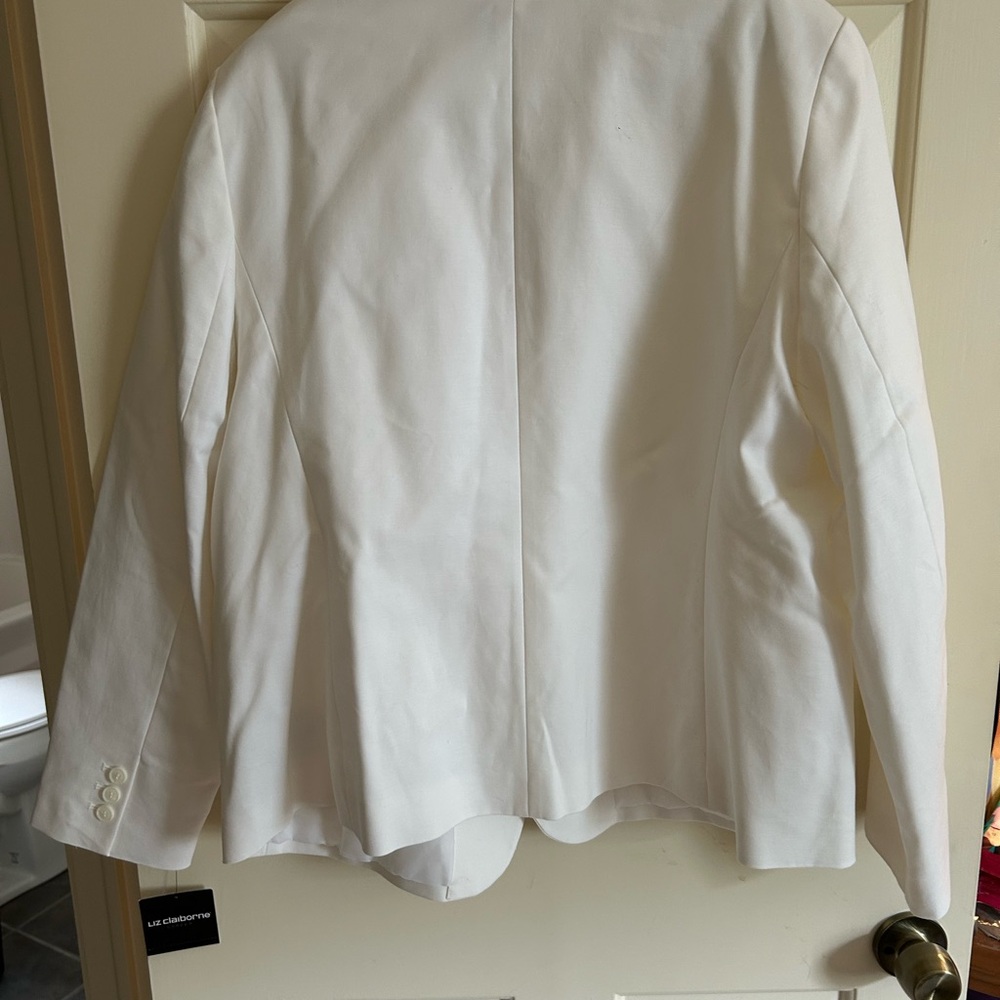 Liz Claiborne Classic White Blazer